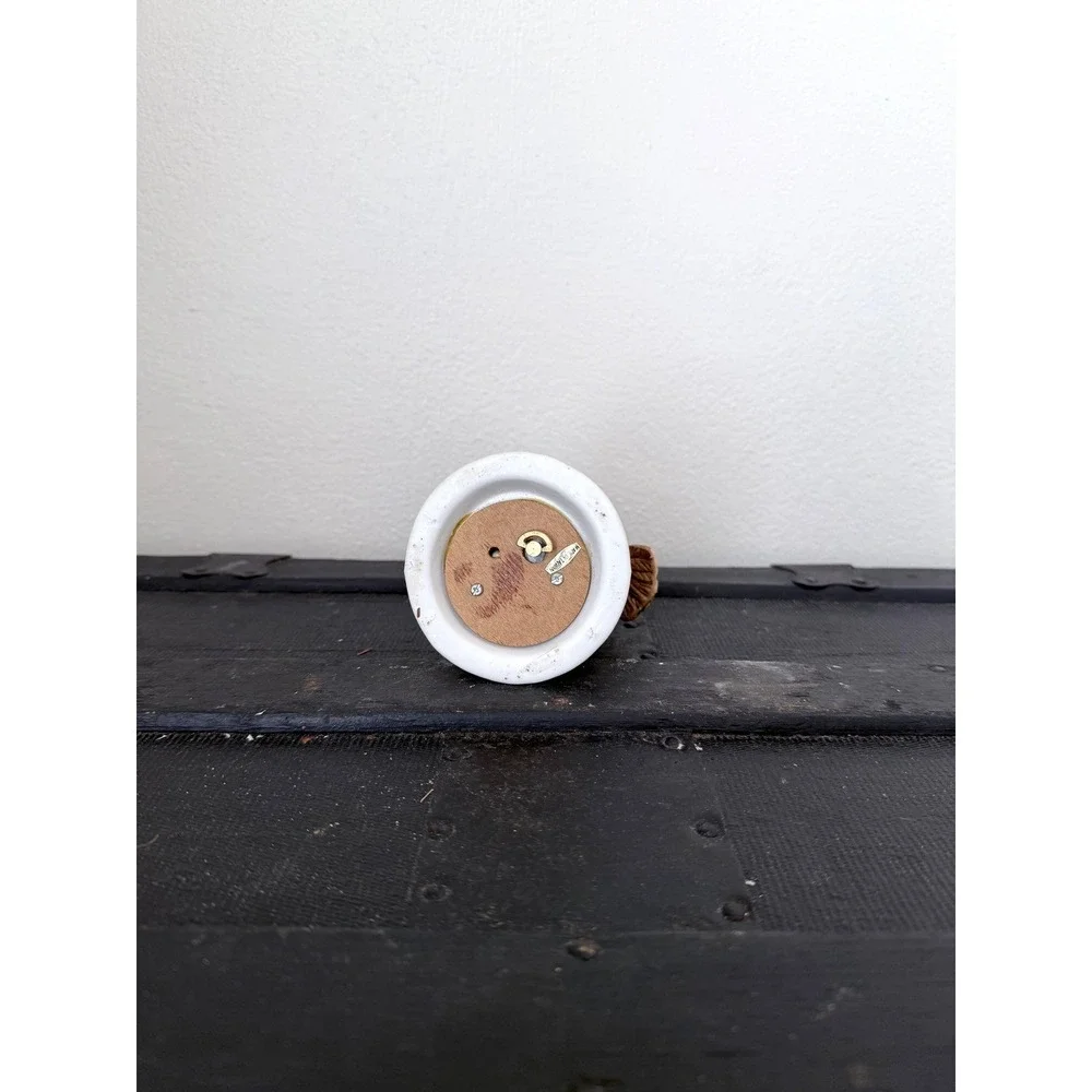 Vintage Robin Bird Music Box | Bisque Porcelain Collectible Figurine | Retro Dec